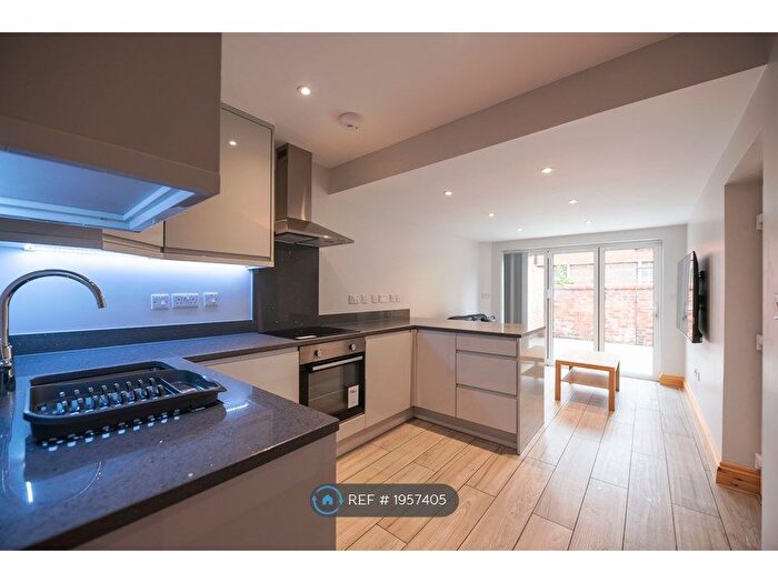 1 Bedroom Flat To Rent In Redlands Road, Reading, RG1