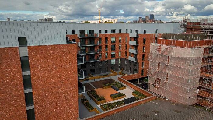 1 Bedroom Apartment For Sale In Merchants Wharf, Manchester, M5