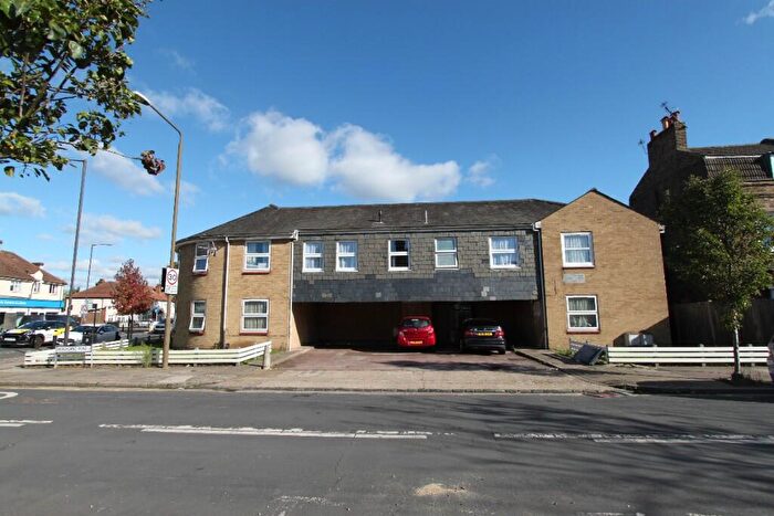 1 Bedroom Flat To Rent In Merchland Road, London, SE9