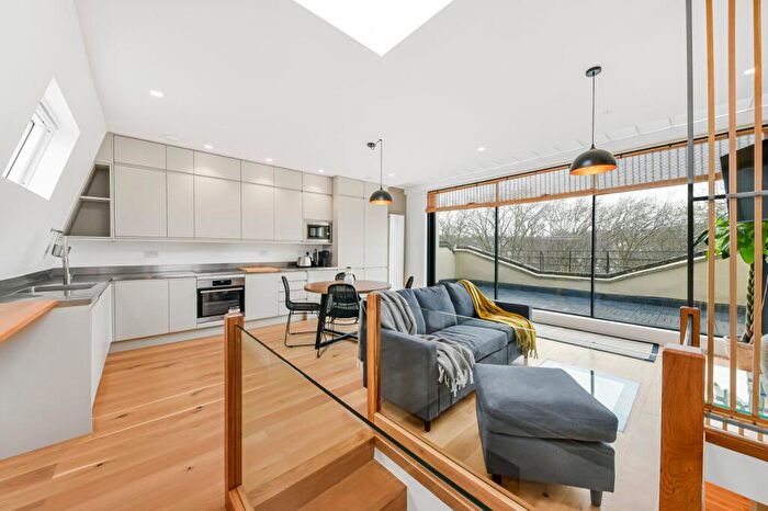 2 Bedroom Flat To Rent In South Hill Park, Gospel Oak, NW3