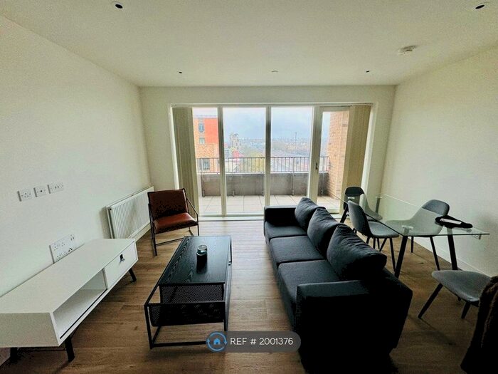 2 Bedroom Flat To Rent In Blenheim Mansions, London, N8