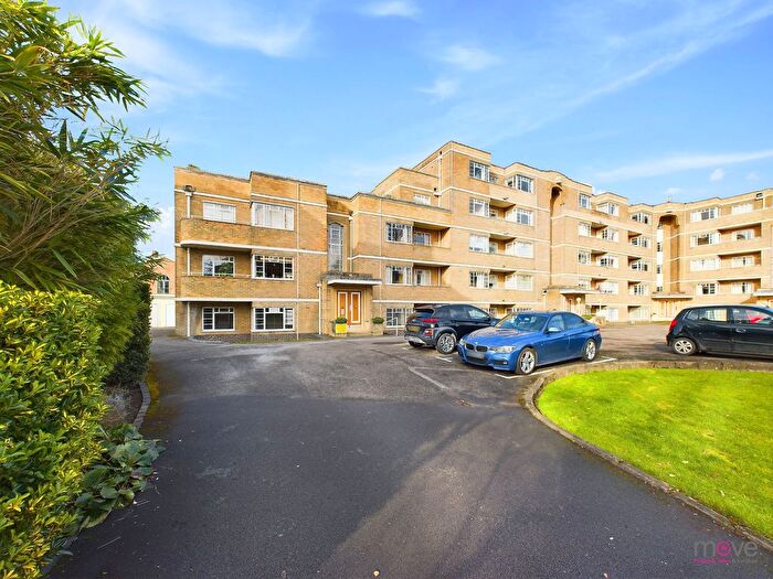 2 Bedroom Flat To Rent In Suffolk Square, Suffolk House South Suffolk Square, GL50