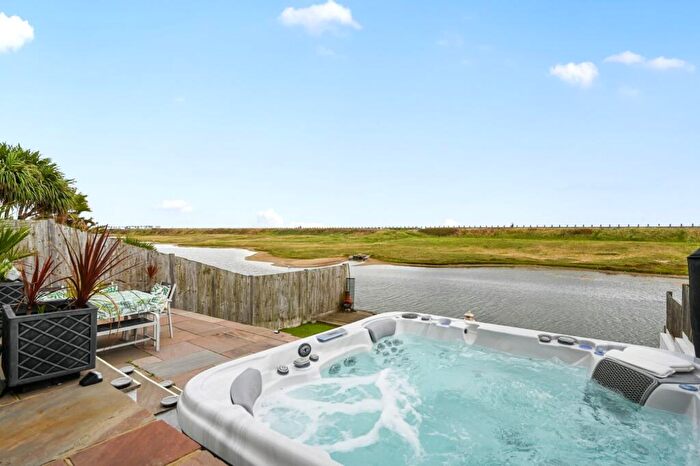 4 Bedroom Detached House For Sale In Brighton Road, Lancing, West Sussex, BN15