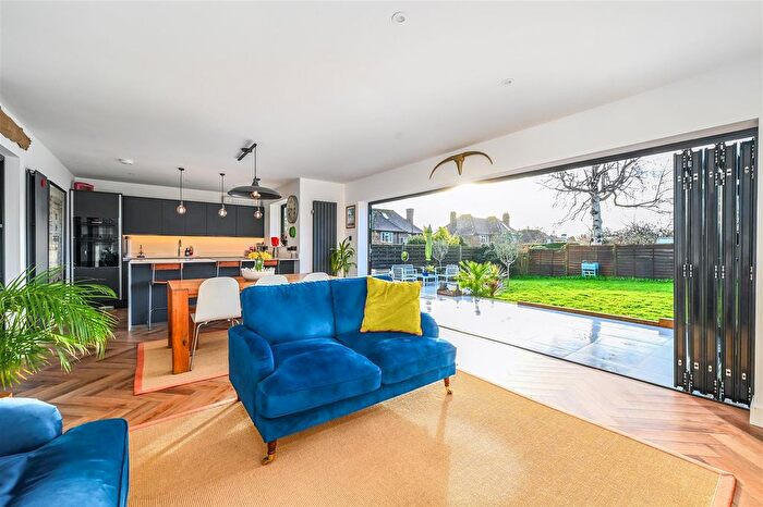 3 Bedroom Detached Bungalow For Sale In Eden Drive, Bexhill-On-Sea, TN39