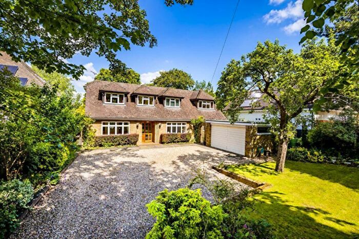 5 Bedroom Detached House To Rent In Cunningham Hill Road, St. Albans, AL1