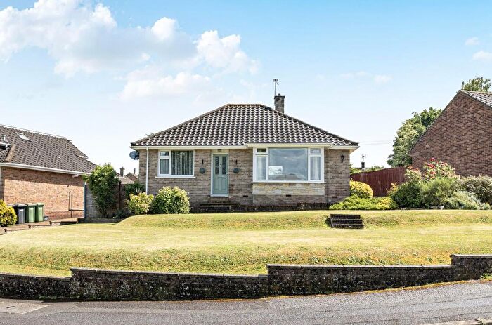3 Bedroom Detached Bungalow For Sale In Tuscan Walk, Peverells Wood, Chandler's Ford, SO53