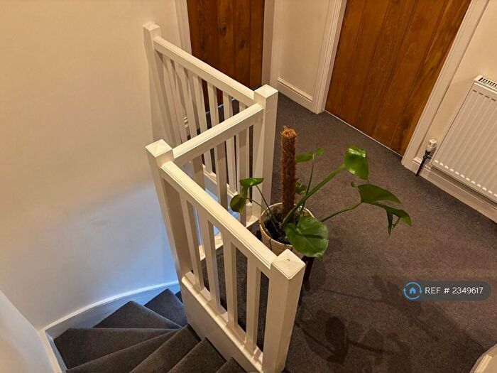 2 Bedroom Detached House To Rent In Underbank, Holmfirth, HD9