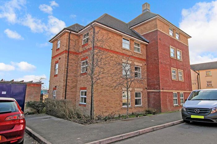 2 Bedroom Apartment To Rent In Marbeck Close, Swindon, SN25