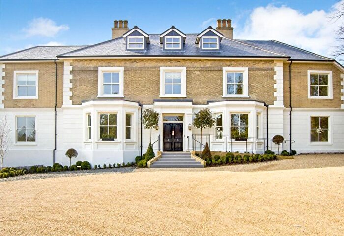 2 Bedroom Apartment For Sale In Chantry Road, Bishops Stortford, Hertfordshire, CM23