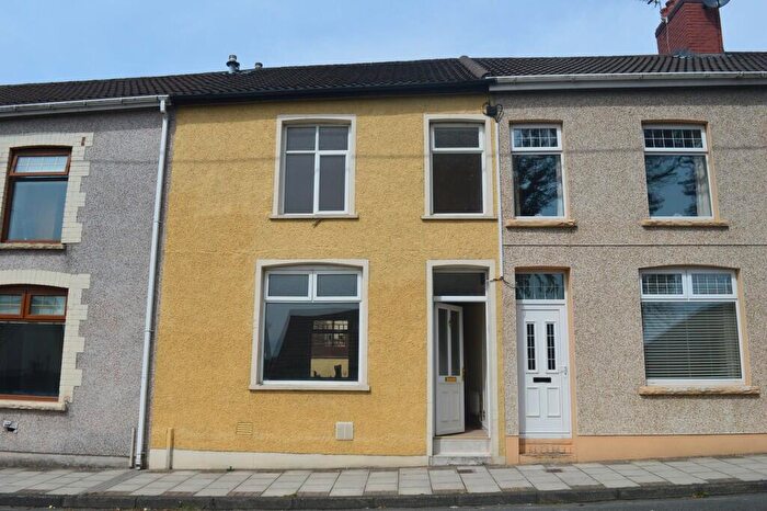 3 Bedroom Terraced House To Rent In Alexandra Road, Hengoed, CF82