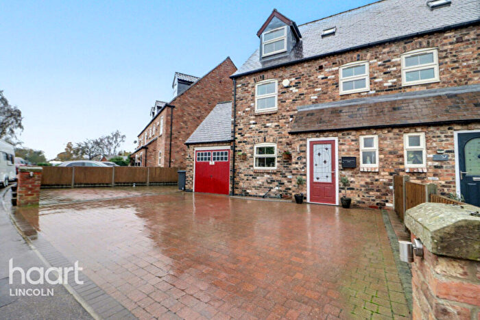 4 Bedroom Semi-Detached House For Sale In Hodson Close, Skellingthorpe, LN6