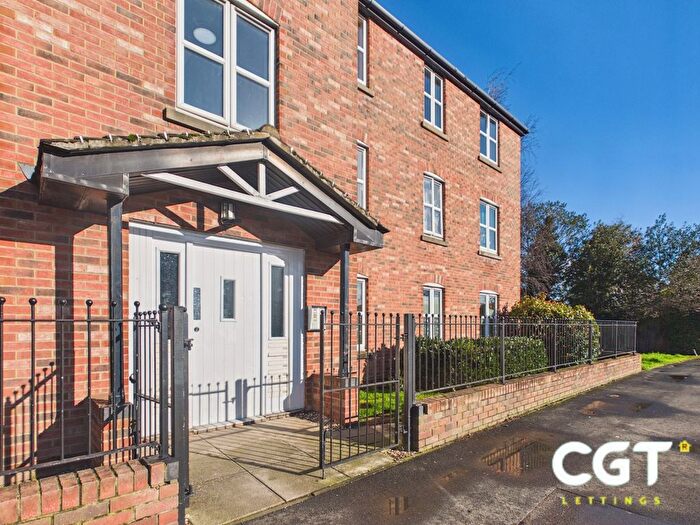 2 Bedroom Terraced House To Rent In Vestry Gardens, GL4