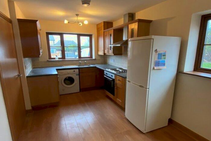 2 Bedroom Property To Rent In Hall Villa Lane, Doncaster DN5