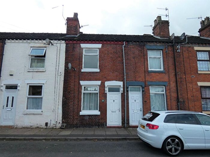 2 Bedroom Terraced House To Rent In Brakespeare Street, Tunstall, Stoke-On-Trent, ST6