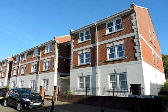 1 Bedroom Flat To Rent In Grosvenor House, St. Lukes Square, Guildford, GU1