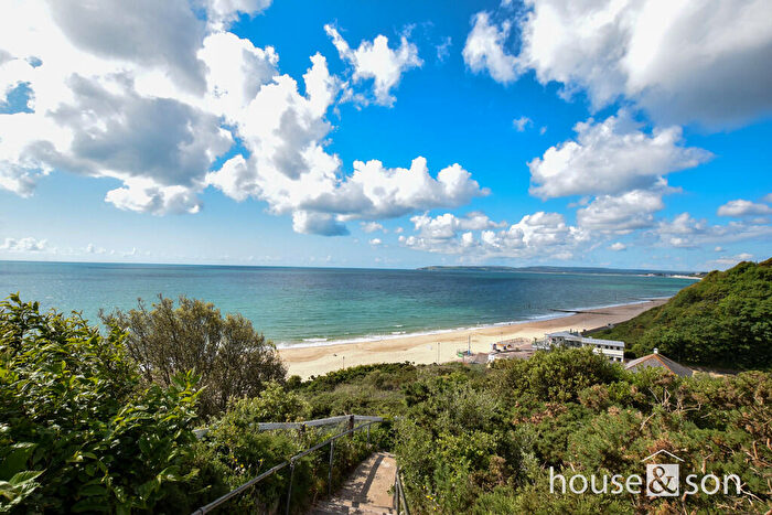 2 Bedroom Apartment For Sale In Opposite Durley Beach, Chine Crescent Road, West Cliff, Bournemouth, BH2