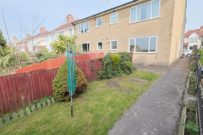 2 Bedroom Flat For Sale In Bryants Hill, St George, Bristol, BS5