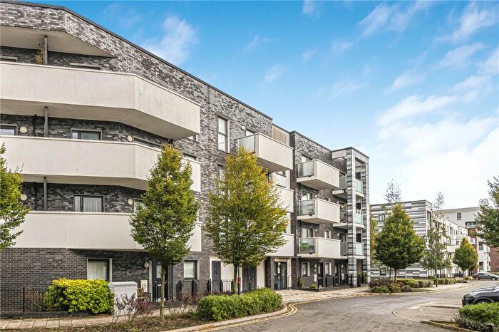 2 Bedroom Flat For Sale In Williams Way, Wembley, HA0