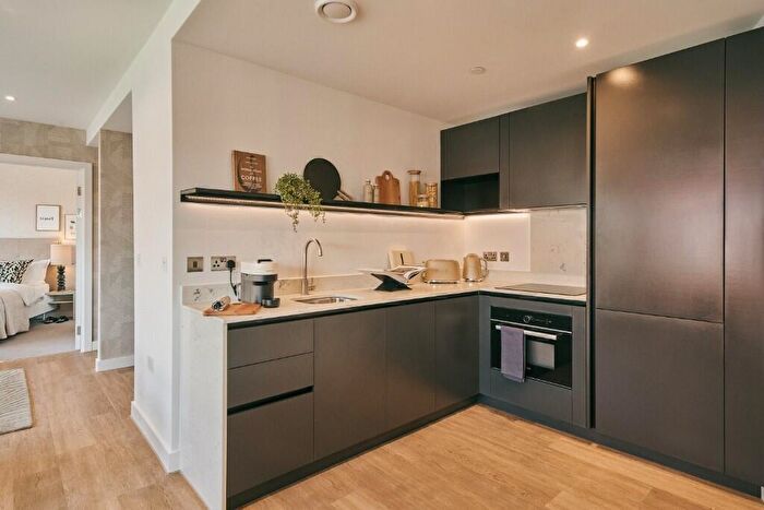 1 Bedroom Apartment To Rent In The Octagon, Birmingham, B3