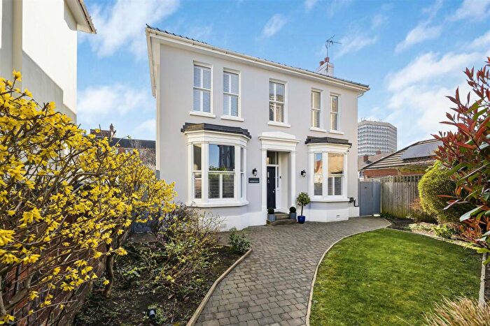 4 Bedroom House For Sale In St. Lukes Road, Cheltenham, GL53