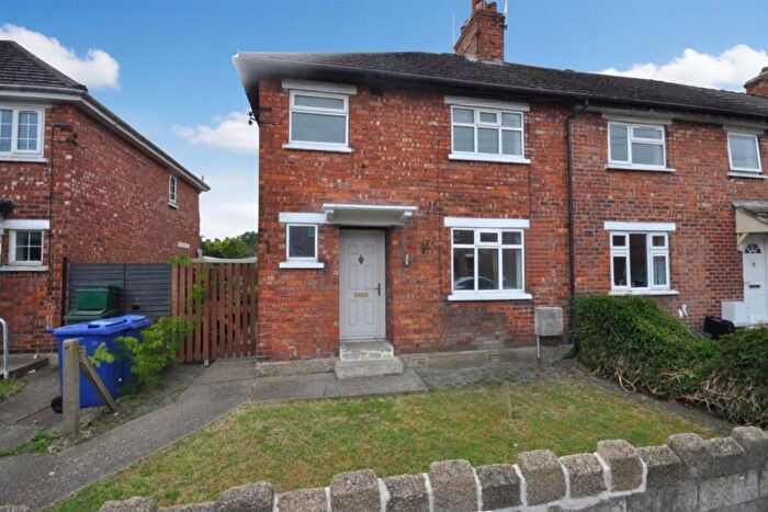 3 Bedroom End Of Terrace House For Sale In South Road, Moorends, Doncaster, DN8
