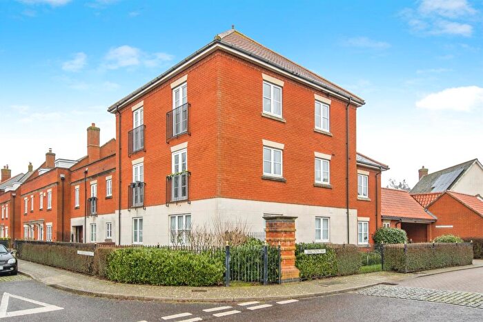 2 Bedroom Flat For Sale In Breydon Way, Ipswich, IP3