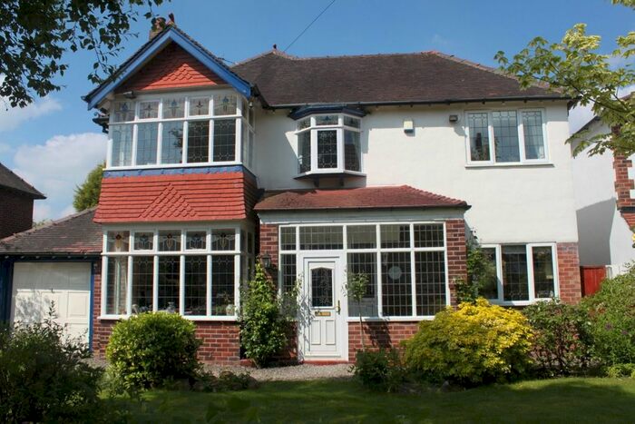 5 Bedroom Detached House To Rent In South Parade, Bramhall, Stockport, SK7