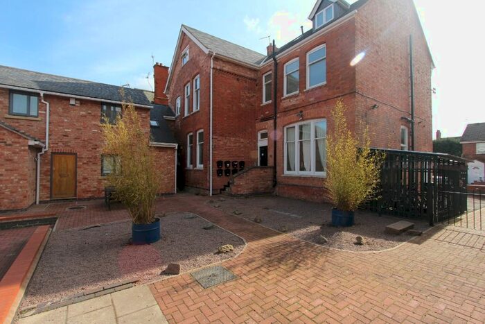 1 Bedroom Flat To Rent In Clarendon Park Road, Clarendon Park, Leicester, LE2