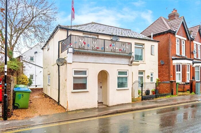 1 Bedroom Flat For Sale In Grove Road, Southampton, Hampshire, SO15