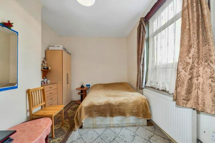 1 Bedroom Flat For Sale In Boundary Road, London, N22
