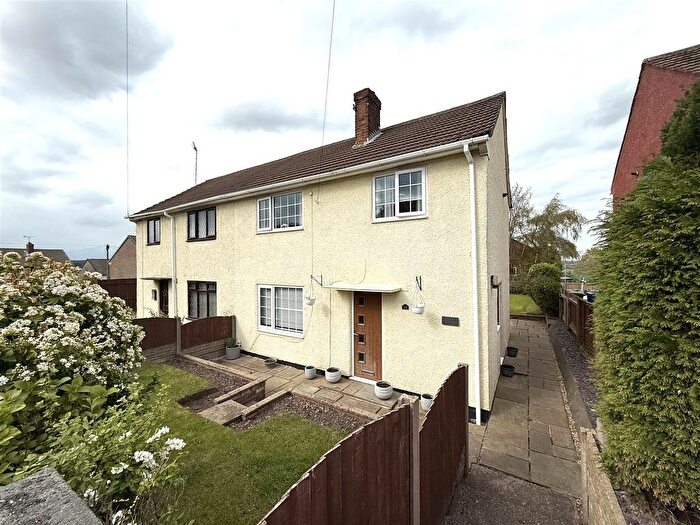 3 Bedroom Semi-Detached House For Sale In Shaftesbury Road, Rugeley, WS15