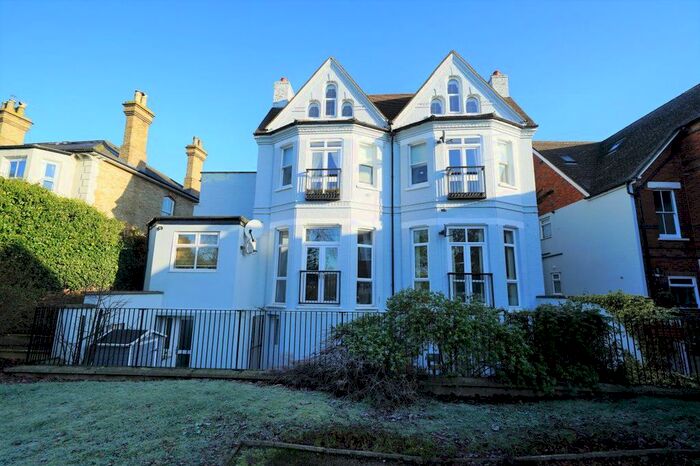 1 Bedroom Flat To Rent In Grove Place, Leighton Buzzard LU7