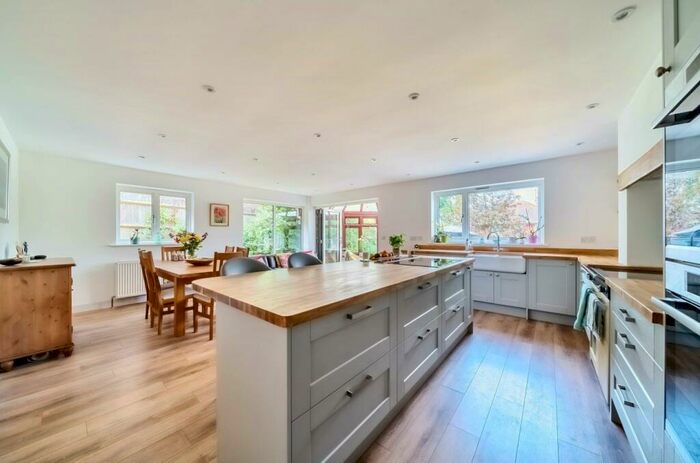 4 Bedroom Detached House For Sale In Goscombe Lane, Gundleton, Alresford, SO24