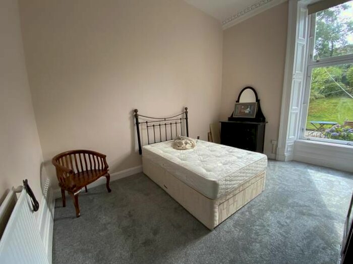1 Bedroom Flat To Rent In Dundonald Road, Glasgow, G12