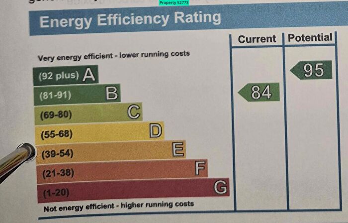 4 Bedroom Semi Detached House To Rent In Orchid Drive, Chapel-en-le-Frith, High Peak, SK23