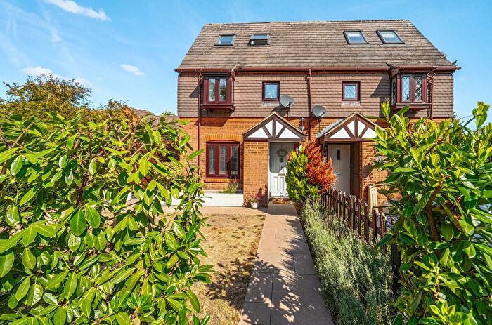 2 Bedroom Terraced House For Sale In Simkins Close, Winkfield Row, Bracknell, RG42