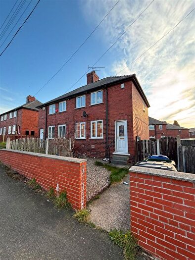 2 Bedroom Semi-Detached House To Rent In Warren Quarry Lane, Worsbrough Common, S70