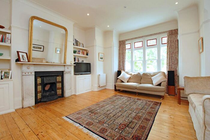 5 Bedroom House To Rent In Onslow Gardens, Muswell Hill, London, N10