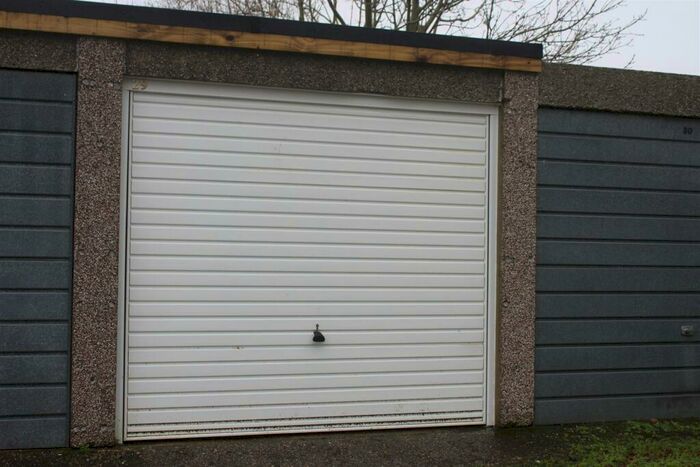 Garage / Parking To Rent In St Francis Road, Salisbury, SP1