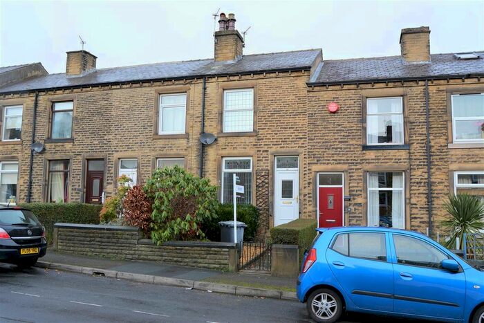 2 Bedroom Property To Rent In Cadogan Avenue, Lindley, Huddersfield, HD3