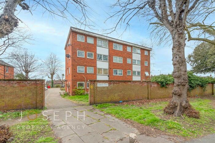 Apartment To Rent In Chevallier Street, Ipswich, IP1