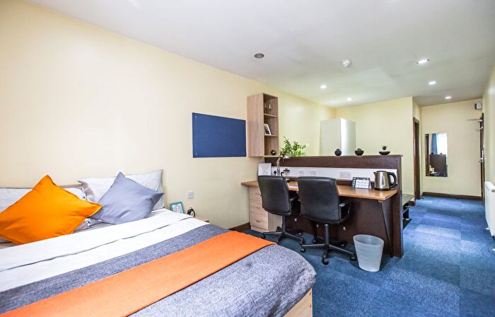 Studio To Rent In Corporation Street, Coventry, CV1