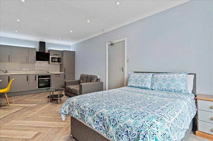 1 Bedroom Apartment To Rent In North Road East, Plymouth, PL4