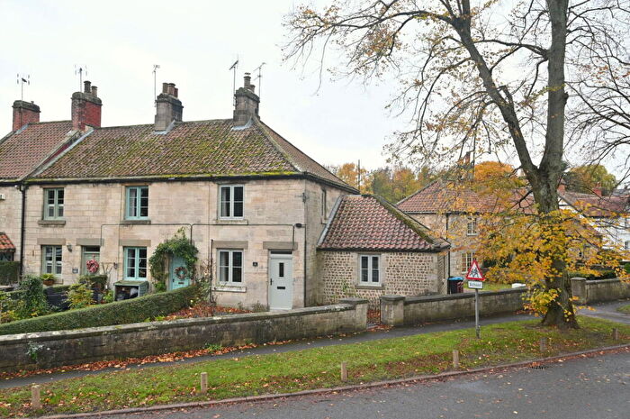 2 Bedroom Terraced House To Rent In Copgrove Terrace, Burton Leonard, HG3