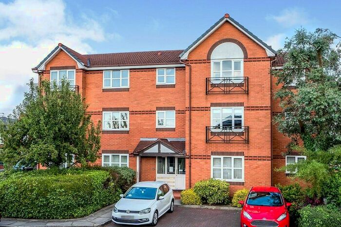 2 Bedroom Flat To Rent In Longview Drive, Wardley, Swinton, Manchester, M27