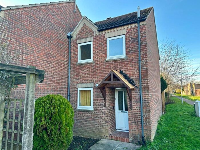 2 Bedroom End Of Terrace House To Rent In Osprey, Orton Goldhay, Peterborough, PE2