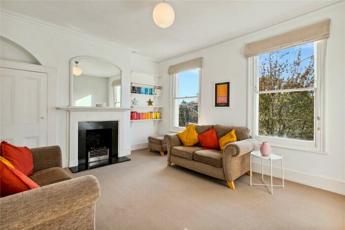 2 Bedroom Property To Rent In Chivalry Road, SW11