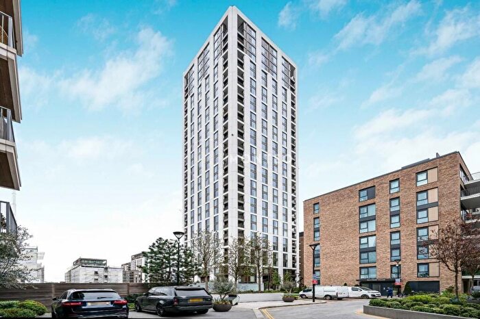 4 Bedroom Flat To Rent In King's Tower, Bridgewater Avenue, London, SW6