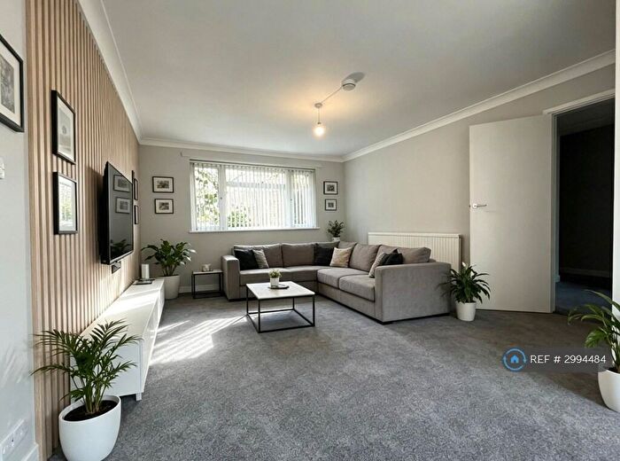 2 Bedroom Maisonette To Rent In Underwood Close, Maidstone, ME15