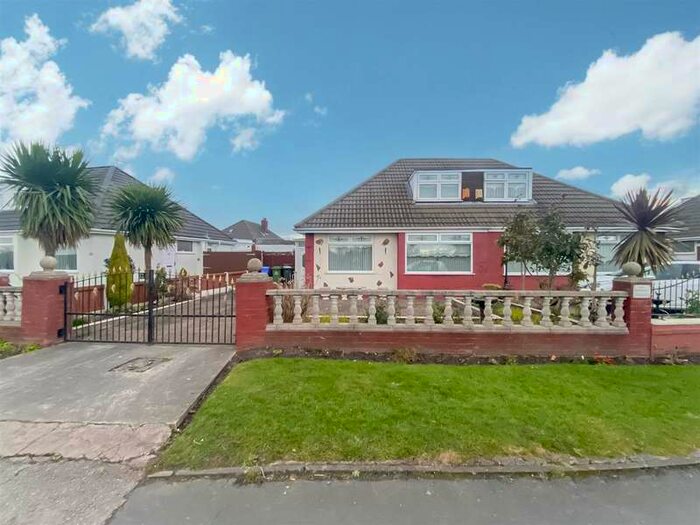 3 Bedroom Bungalow For Sale In Halebank Road, Halebank, WA8